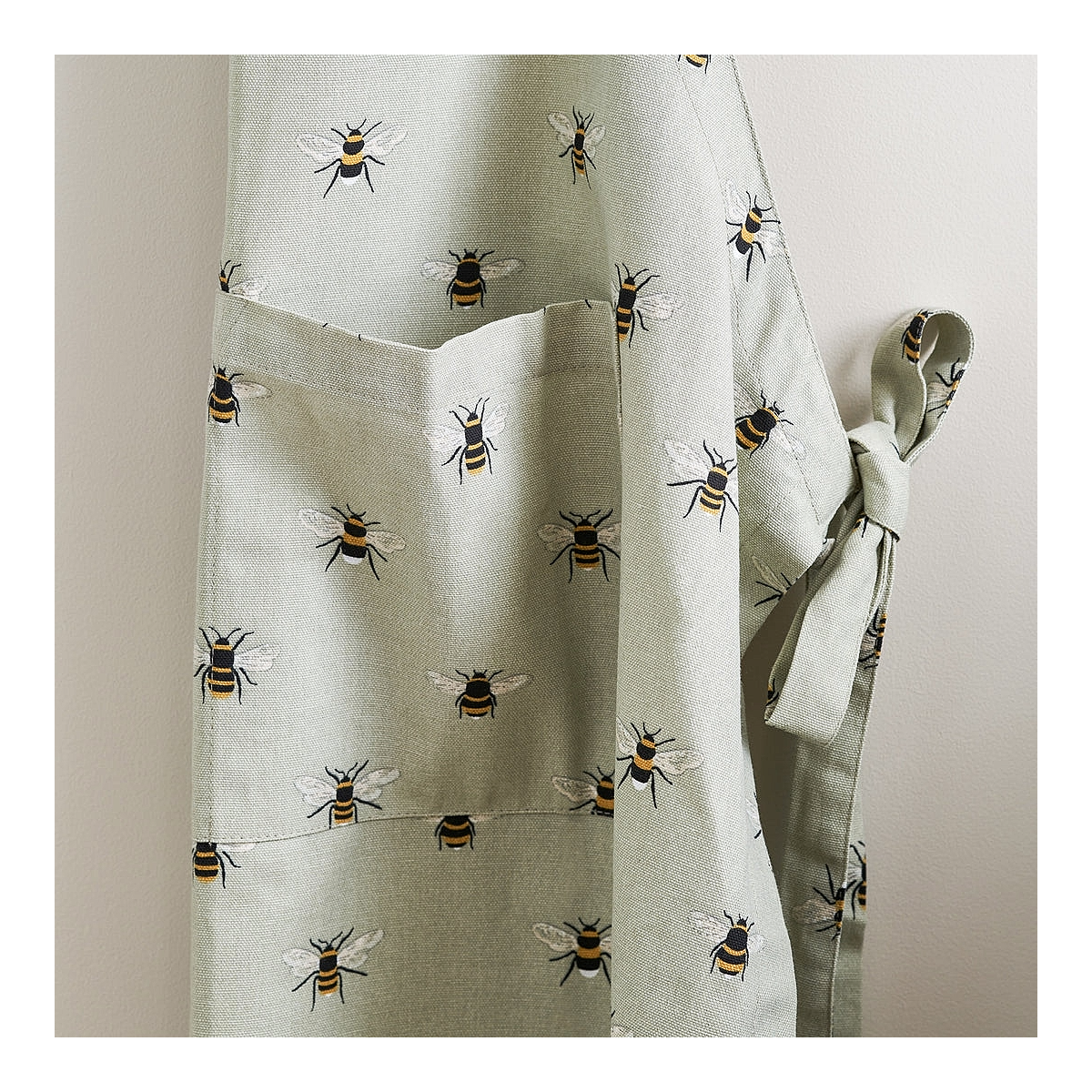 Bee apron